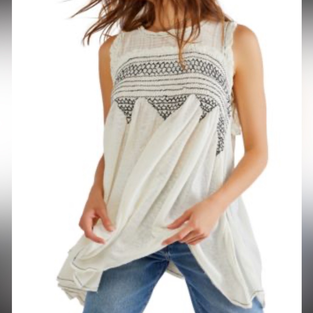 Free People Cream Smocked Boho Blouse XS Embroidered Swing Top Sleeveless